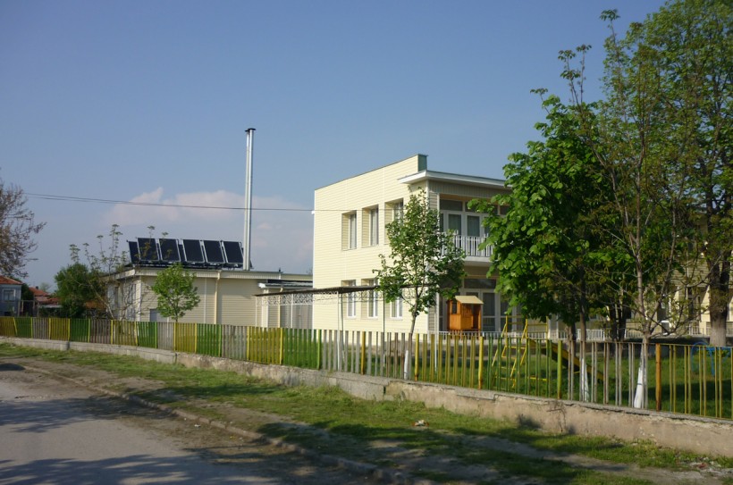 Подобряване на енергийната ефективност на ЦДГ „Пролет” – с. Рогош, община Марица