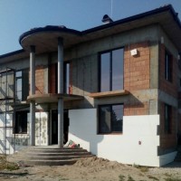 Груб строеж на „Жилищна сграда в УПИ XVII